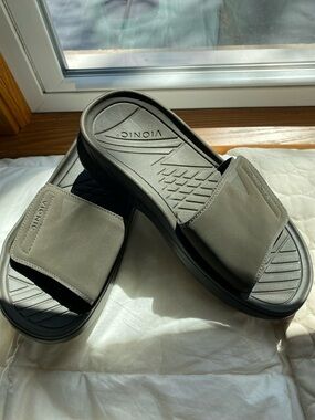 Vionic recovery slide sandal,NWOT